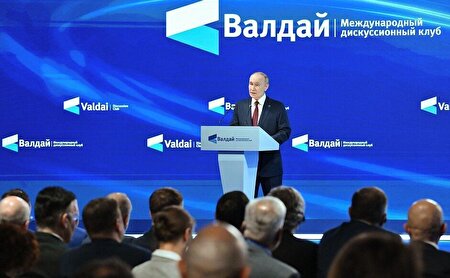 پوتین:مناقشه فلسطین با نسخه غربی حل نمی‌شود