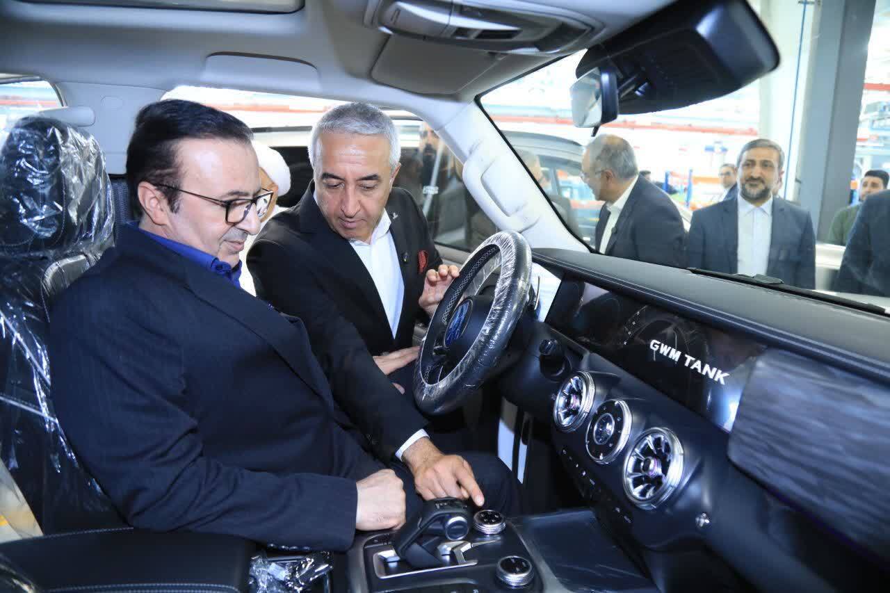  افتتاح خط تولید خودروی «تانک ۳۰۰» در استان قزوین