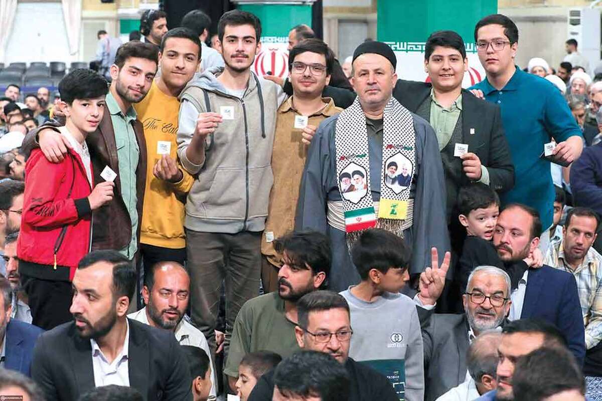صدای «ایران همدل» از حسینیه امام(ره)