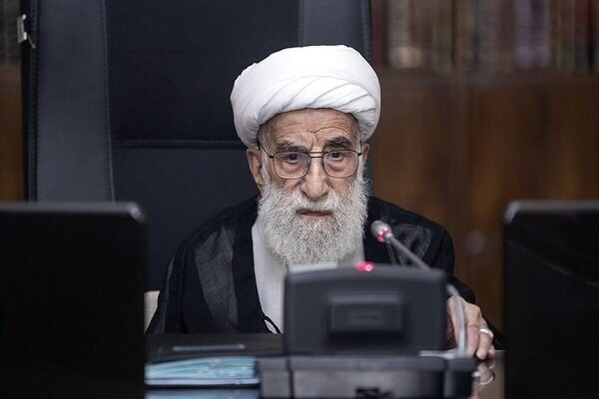 دبیر شورای نگهبان گفت: اتحاد دولت‌های اسلامی تنها راه رهایی از استعمار است.