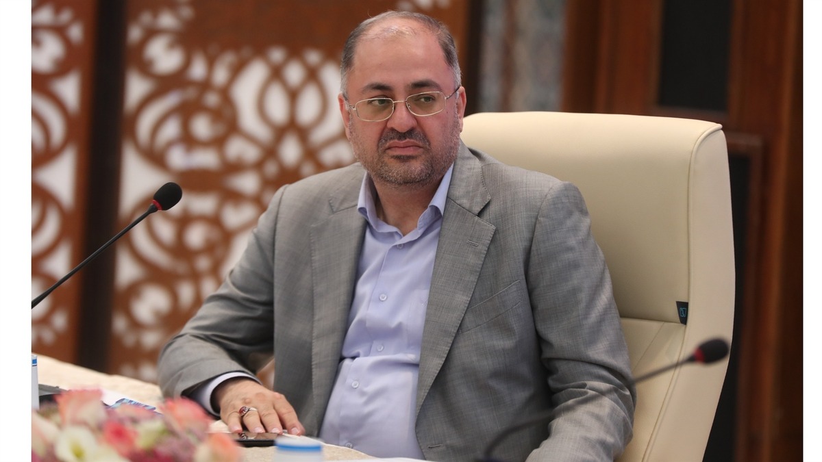 جمال لسان‌الغیبی حافظ در جلال «ایران جان»