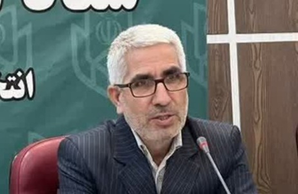 محمد نصیری دبیر ستاد انتخابات استان قزوین از زمان نام نویسی داوطلبان عضویت در شورای اسلامی شهر و روستا در هفتمین دوره انتخابات شهر و روستا خبر داد.