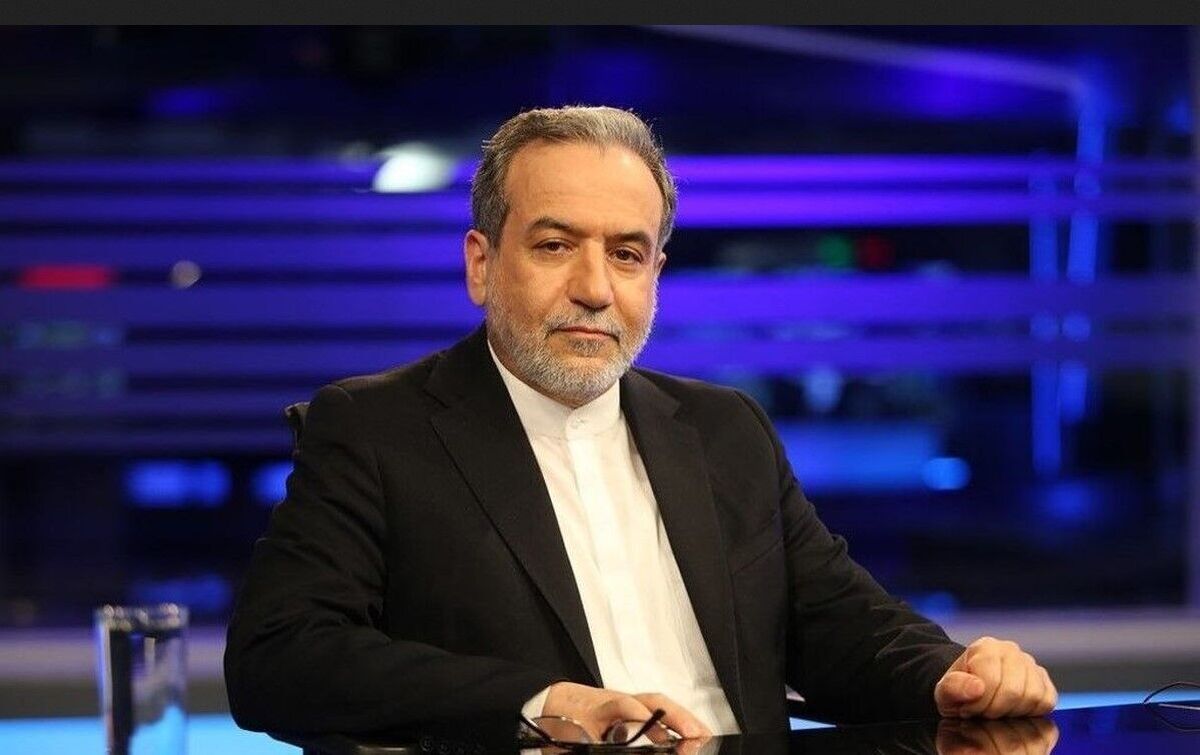 وزیر امور خارجه امشب ۱۹ مهر با حضور در برنامه «گفتگوی ویژه خبری» شبکه خبر به مجموعه‌ای از پرسش‌ها درباره تحولات روز پاسخ داد.