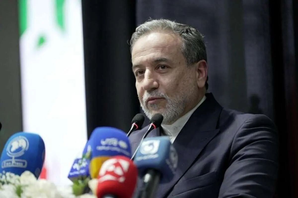 عباس عراقچی، وزیر امور خارجه در خصوص بیانیه پایانی اجلاس وزرای امور خارجه جنبش عدم تعهد گفت: از نظر جنبش عدم تعهد قطعنامه ۲۲۳۱ هنوز پابرجا است و باید مفاد آن و جدول زمانی اش رعایت شود و بر اساس بند هشت در موعد مقرر که ۲۶ مهر یعنی دو سه روز دیگر هست باید این قطعنامه منحل شود.
