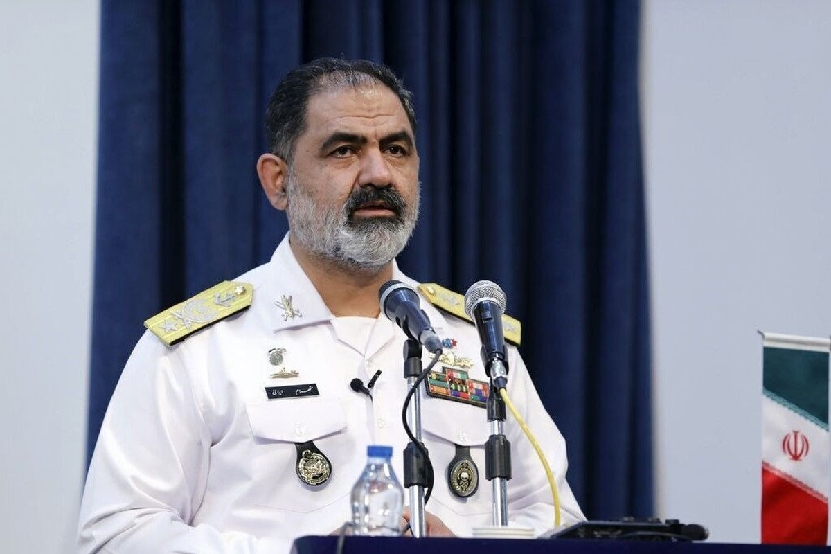 امیر دریادار شهرام ایرانی، فرمانده نیروی دریایی ارتش گفت، امروز تمام تلاش و استراتژی دشمن این است که راهکار‌ها را محدود کند و فقط خودش از آن بهره‌مند شود و ما را به نوعی حذف کند.