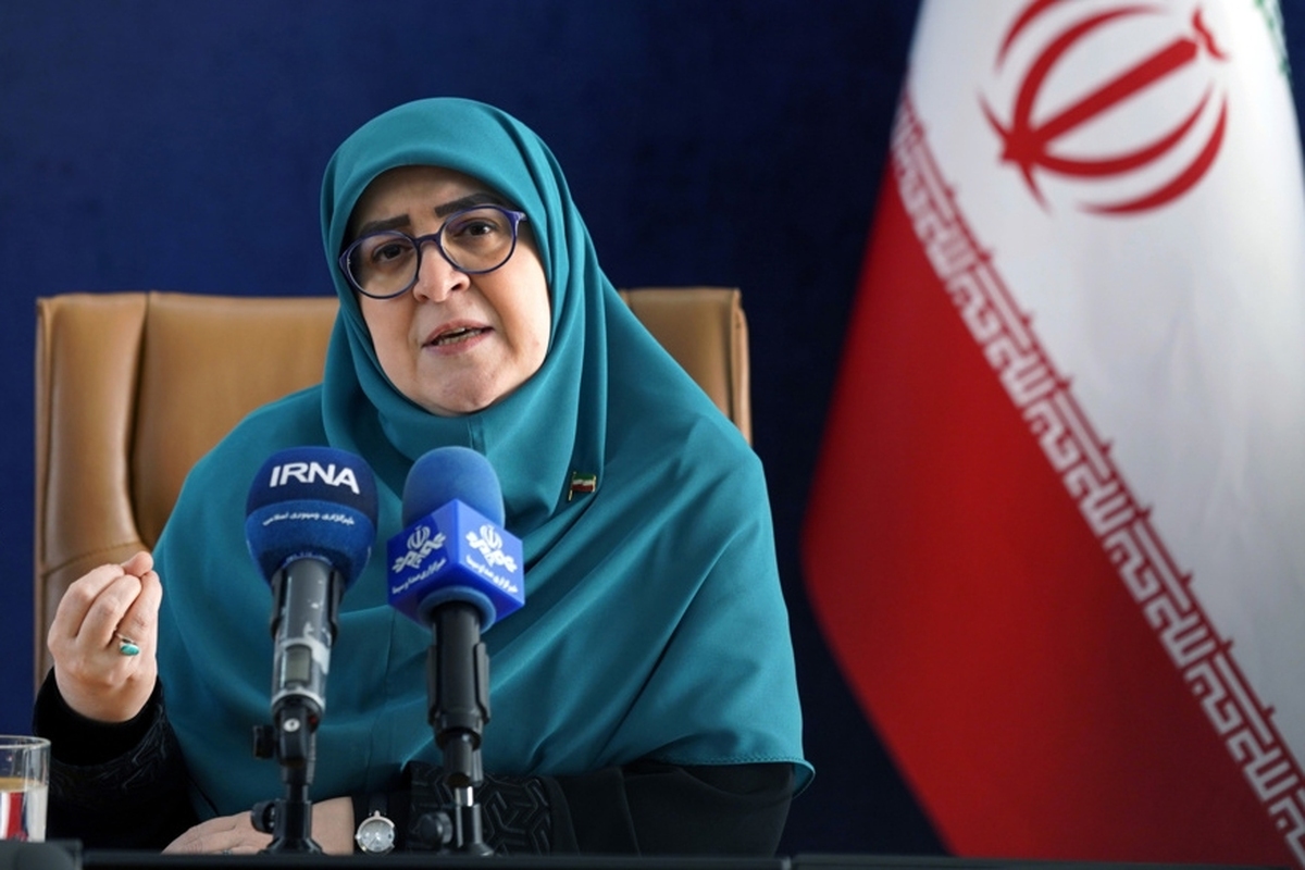سخنگوی دولت با بیان اینکه سامانه فواد در خدمت شهروندان برای اعلام نظر درمورد عملکرد مدیران و نهاد‌های دولتی است، گفت: با گزارش مردمی اخذ شده در این سامانه، پنج مدیر عزل شدند،۸۳ نفر تذکر گرفتند و از عملکرد ۸۴ مدیر نیز تقدیر شد.