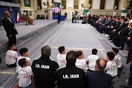 ببینید | یاوهگوییهای سخیف رئیس جمهور آمریکا، تلاش برای روحیه دادن به صهیونیستهای مأیوس