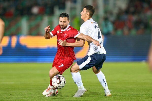 توقف پرسپولیس برابر ملوان