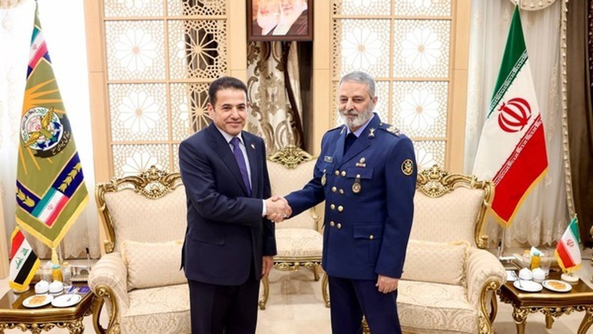 مشاور امنیت ملی عراق با رئیس ستادکل نیرو‌های مسلح کشورمان دیدار و گفت‌و‌گو کرد.