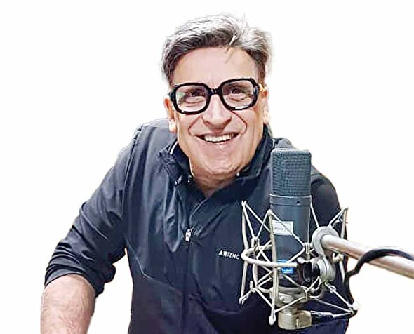 نمی‌خواستم مجری و گوینده باشم، مرا دعوت کردند