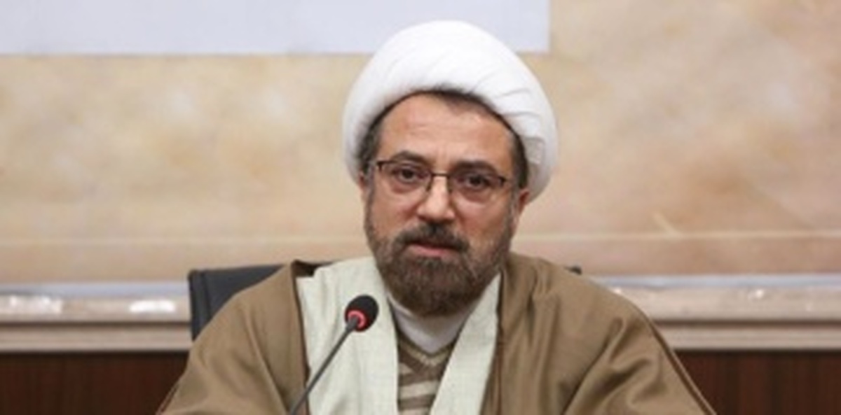در روزگار تلاطم‌های سیاسی و هجوم روایت‌های گوناگون، چهره‌هایی ظهور می‌کنند که صرفاً رهبر سیاسی نیستند، بلکه حاملان نوعی از معنا، خوانش و زیست دینی‌اند.