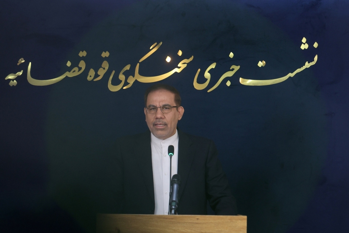 سخنگوی قوه قضاییه با اشاره به سفر رئیس جمهور به نیویورک و سخنرانی وی در سازمان ملل متحد، گفت: رئیس جمهور به حق از این تریبون مواضع مقتدرانه و عزت آفرینی مطرح کردند و همه دنیا دیدند که صدا ایرانی واحد است و ایران به دشمن باج نخواهد داد.