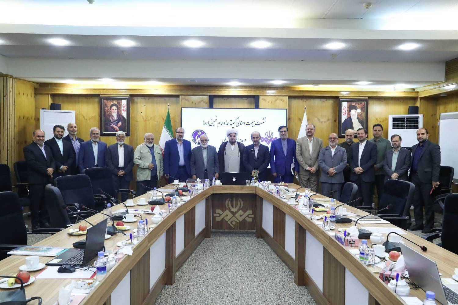 اهدای نشان «والی مهر» به رئیس رسانه ملی