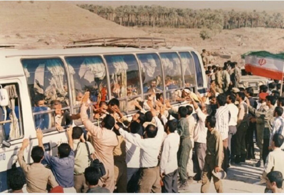 در بیانیه پایانی نشست سراسری آزادگان هشت‌ساله دفاع مقدس در ساری، این قشر ایثارگر با گرامیداشت یاد شهیدان و تأکید بر پیروی از منویات رهبر معظم انقلاب، بر تداوم مسیر مقاومت، دفاع همه‌جانبه از انقلاب اسلامی و حفظ همبستگی ملی در برابر توطئه‌های دشمنان ملت ایران تأکید کردند.