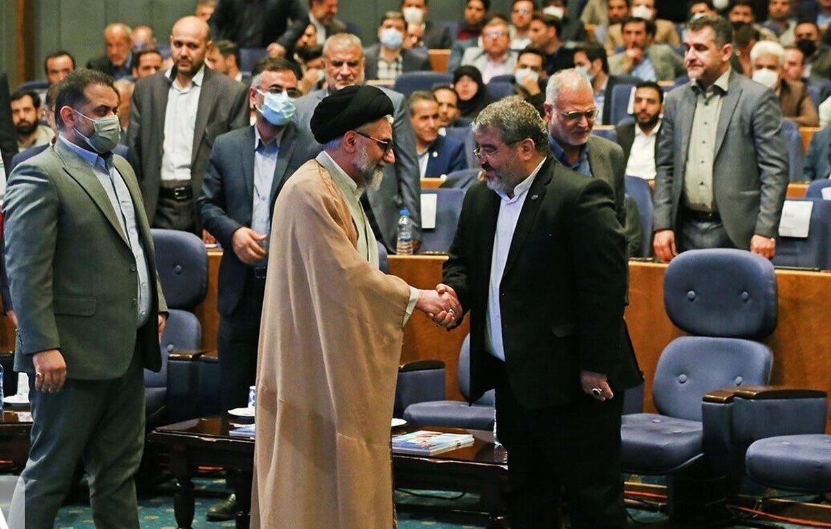 در نشست مشترک جامعه اطلاعاتی کشور با موضوع پدافند غیرعامل بر هم‌افزایی لایه دفاع و امنیت در مصون‌سازی از زیرساخت‌ها تاکید شد.