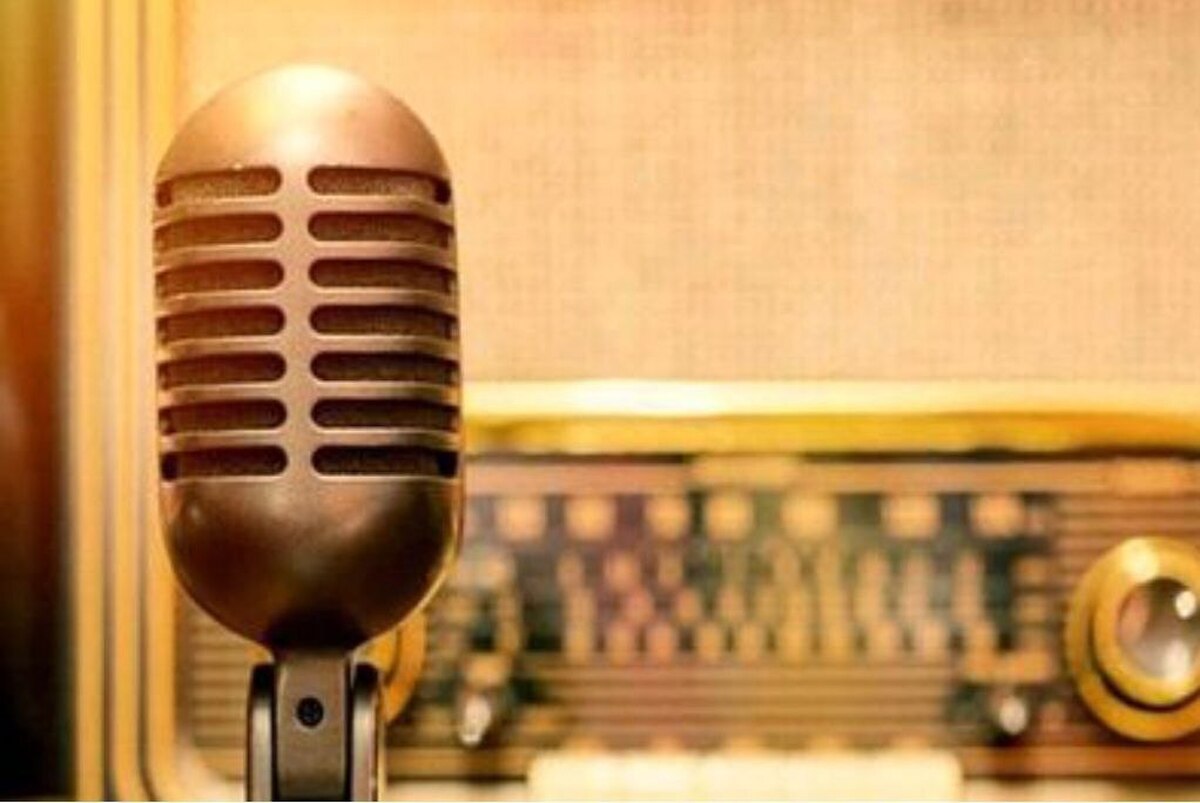 برنامه تحلیلی «روی موج پیام» از شبکه رادیویی پیام، هم‌زمان با فرارسیدن ۱۳ آبان، روز ملی مبارزه با استکبار جهانی، در ویژه‌برنامه‌ای به بررسی سیاست‌های جنگ‌طلبانه و مداخله‌جویانه آمریکا در مناطق مختلف جهان و پیامدهای آن بر صلح و ثبات بین‌المللی می‌پردازد.