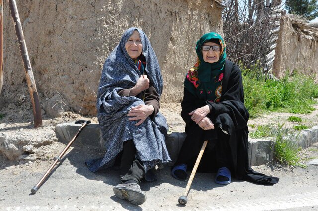 کاشمر در آستانه گذر جمعیتی تاریخی از جوانی به سالمندی کاشمر در آستانه گذر جمعیتی تاریخی از جوانی به سالمندی