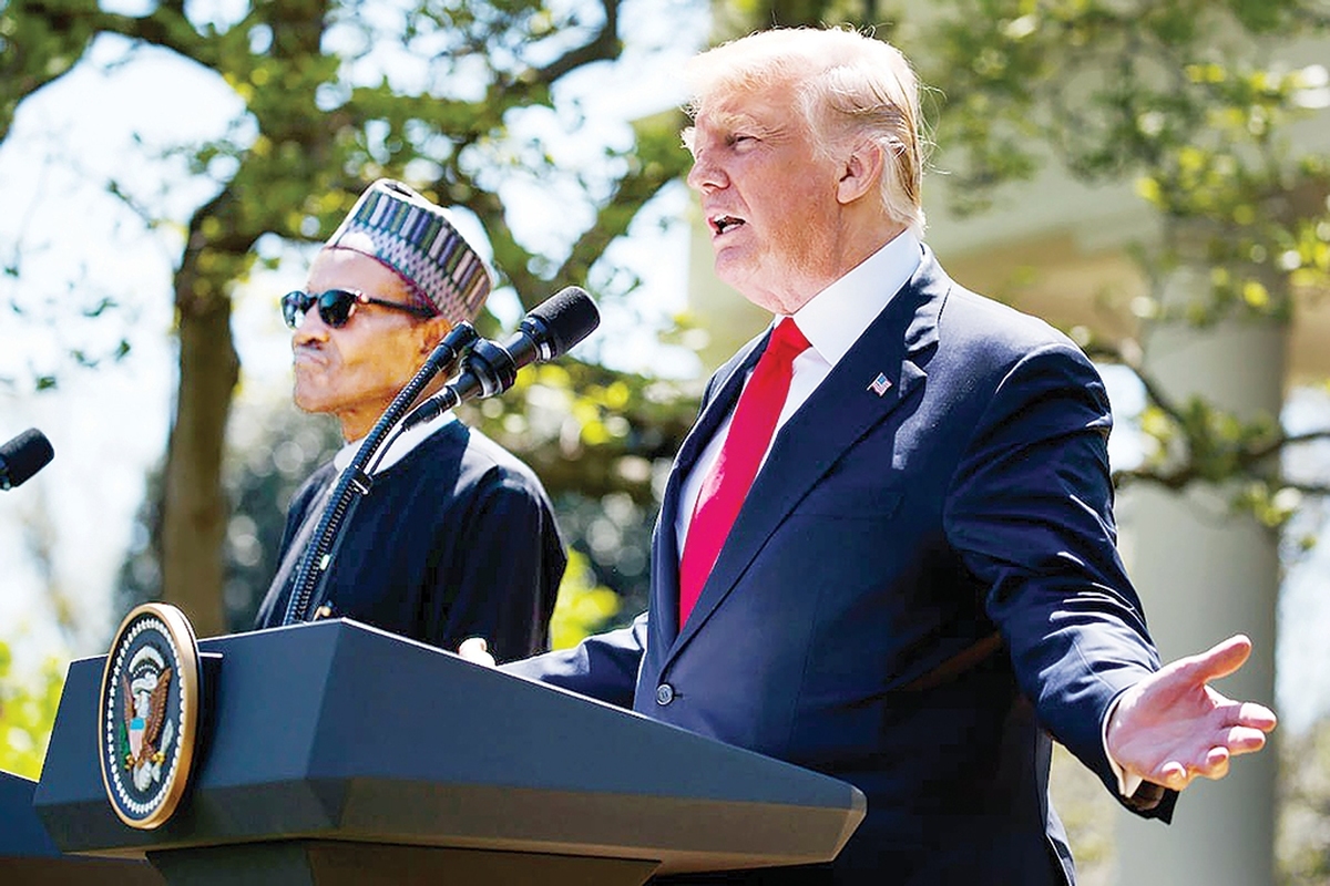 نیجریه با جمعیت ۲۲۰میلیون نفری در سال‎های اخیر به‌ویژه غرق در منازعات قومی،قبیله‌‎ای و تبهکاری شده است. در نواحی شمالی گروه‎های تروریستی بوکوحرام و داعش درکنار راهزنان فعال هستند و همزمان، در مرکز کشور زمین‎داران مسیحی با دامداران مسلمان منازعه شدیدی دارند و این کلکسیون فجایع ملی با تحرکات جدایی‌‎طلبان جنوب شرق کشور تکمیل می‎‏شود.