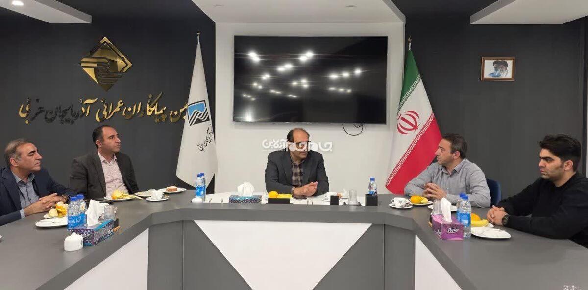 رئیس مرکز تحقیقات و تعلیمات حفاظت فنی و بهداشت کار کشور در سفر به ارومیه، با دبیر انجمن پیمانکاران عمرانی آذربایجان‌غربی دیدار و درباره ساماندهی وضعیت صدور صلاحیت ایمنی پیمانکاران و تدوین آیین‌نامه جدید گفت‌وگو کرد.