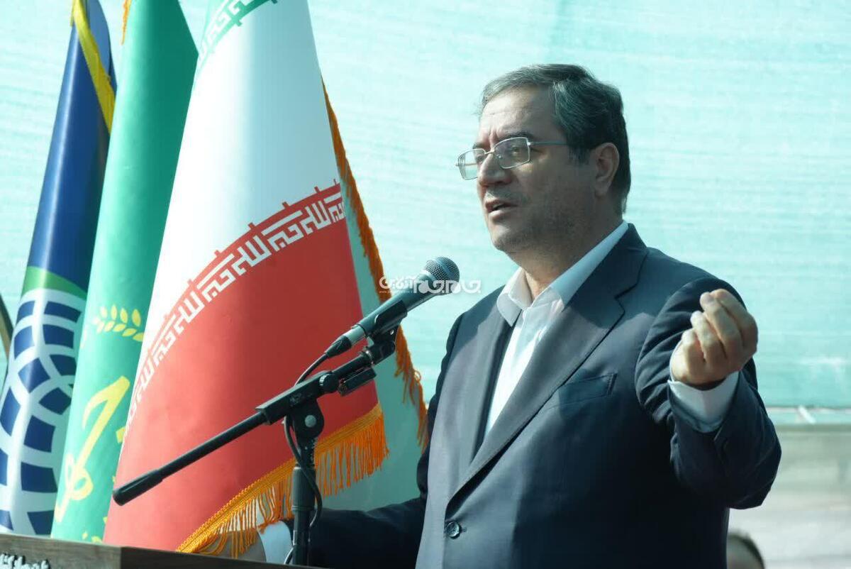 استاندار آذربایجان‌غربی در آیین کلنگ‌زنی کشتارگاه صنعتی میاندوآب، با تأکید بر ظرفیت‌های اقتصادی و سرمایه‌های انسانی منطقه گفت: اگر مزیت‌های محلی به‌درستی فعال شوند، هیچ شهرستانی در استان نباید محروم باقی بماند و توسعه با مشارکت مردم و سرمایه‌گذاران شتاب می‌گیرد.