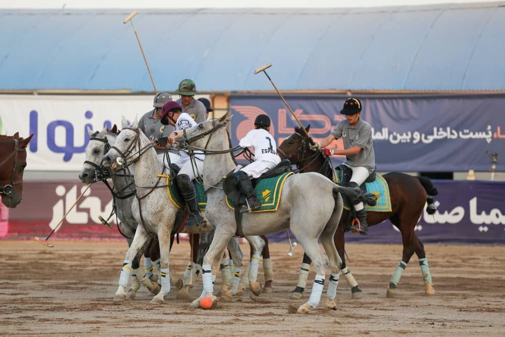 چوگان دانش آموزی گامی بلند در راه توسعه و ترویج در پایتخت چوگان ایران چوگان دانش آموزی گامی بلند در راه توسعه و ترویج در پایتخت چوگان ایران