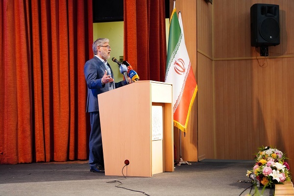 در دانشگاه صنعتی امیرکبیر برگزار شد؛تجلیل بانک صادرات ایران از ۶۷ دانشجوی نخبه المپیادی کشور در دانشگاه صنعتی امیرکبیر برگزار شد؛تجلیل بانک صادرات ایران از ۶۷ دانشجوی نخبه المپیادی کشور