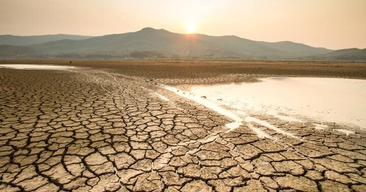 جهان تشنه است جهان تشنه است