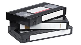 سفر با بتا و VHS به آینده