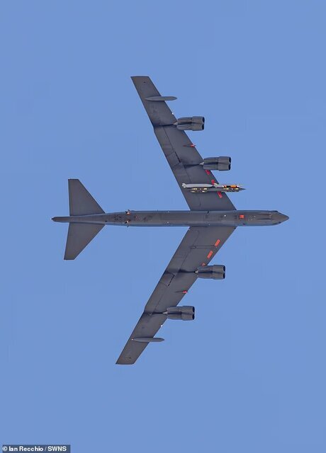 عکس | مشاهده موشک مرگبار جدید آمریکا در یک پرواز آزمایشی مخفیانه عکس | مشاهده موشک مرگبار جدید آمریکا در یک پرواز آزمایشی مخفیانه