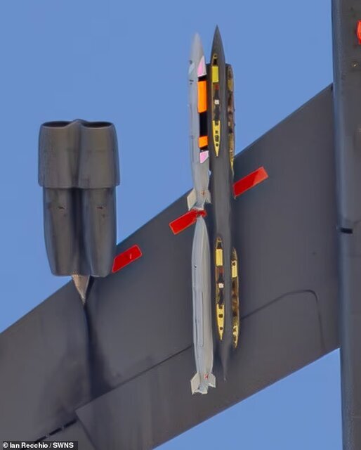 عکس | مشاهده موشک مرگبار جدید آمریکا در یک پرواز آزمایشی مخفیانه عکس | مشاهده موشک مرگبار جدید آمریکا در یک پرواز آزمایشی مخفیانه