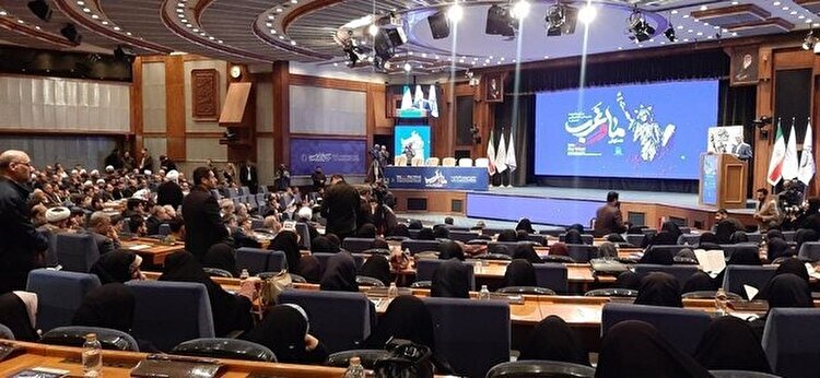 ببینید |  همایش «ما و غرب؛ در آراء و اندیشه حضرت آیت‌الله‌العظمی خامنه‌ای