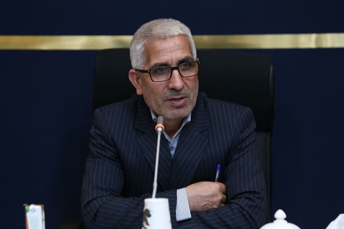 مدیرکل سیاسی و انتخابات استانداری قزوین گفت: جمهوری اسلامی ایران انتخابات را حق قانونی ملت میداند و برای شرکت مردم در انتخابات از تمامی ظرفیت های قانونی استفاده میکند.