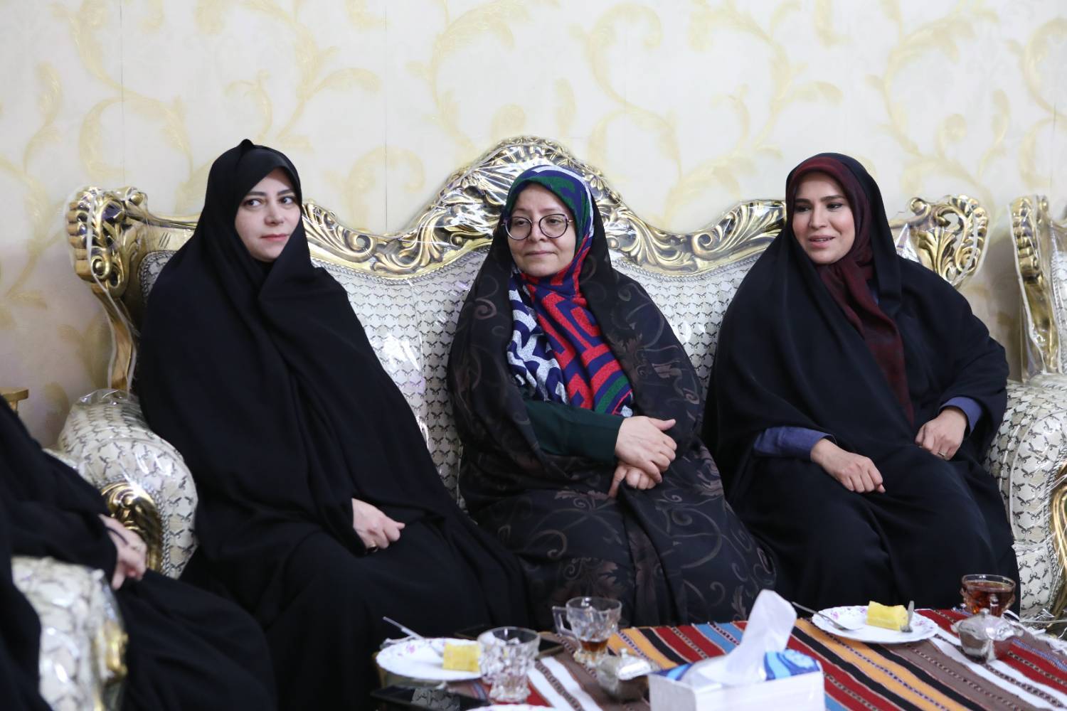 مصطفی را آسمان برگزید