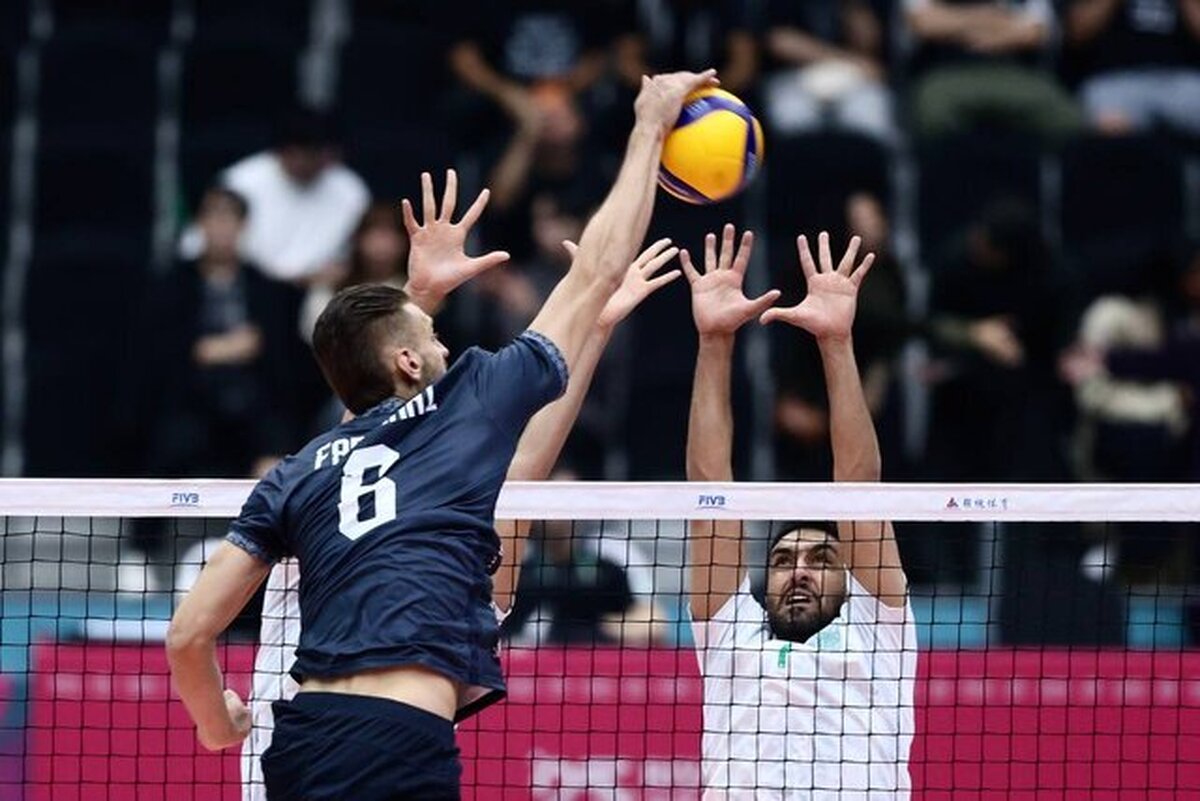 تیم ملی والیبال ایران در آخرین دیدار خود از دور مقدماتی بازی‌ های کشور‌های اسلامی مقابل عربستان به پیروزی رسید.