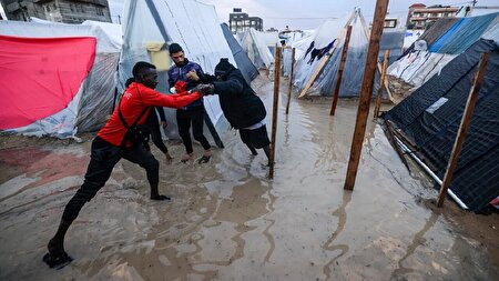 بارش شدید باران اوضاع را در غزه بسیار دشوار کرده است