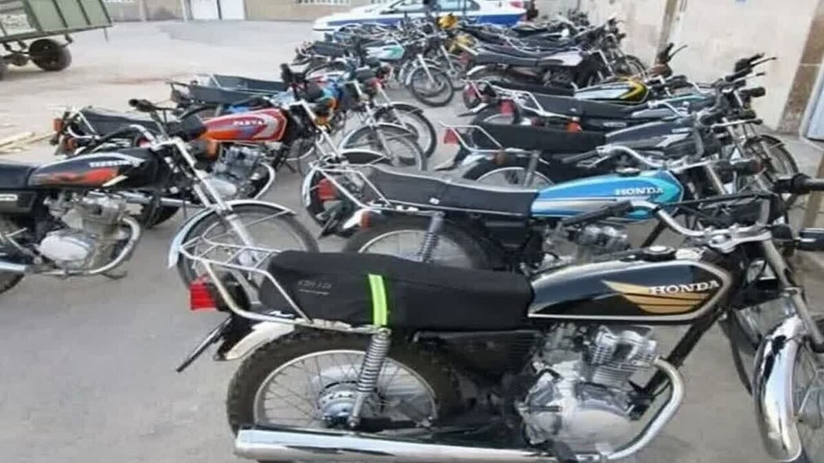 جانشین فرمانده انتظامی استان قزوین از توقیف 7 دستگاه خودرو و 73 دستگاه موتورسیکلت درطرح ارتقاء امنیت اجتماعی دراین شهرستان خبرداد.