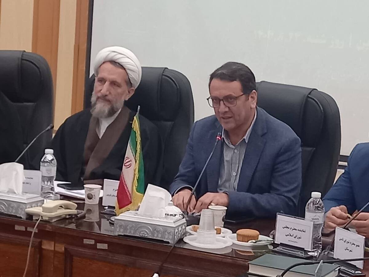 خدمت رسانی بی منت به نفع مردم،اولویت مدیران و کارکنان باشد