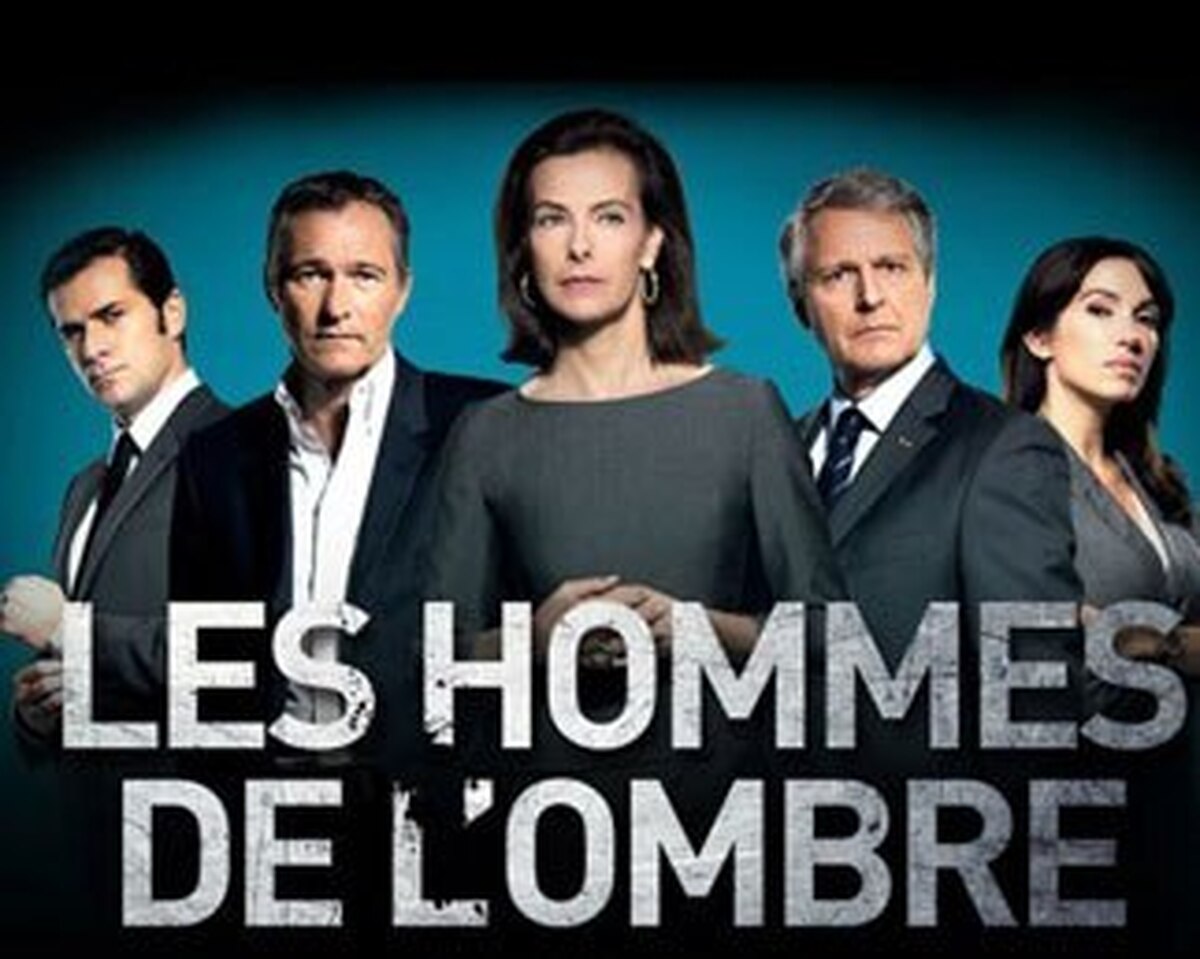 شبکه تهران پخش فصل دوم سریال «مردان سایه» را از ۲۴ آبان‌ماه آغاز کرده است. این سریال سیاسی-اجتماعی که فصل اول آن از ۱۷ آبان‌ماه روی آنتن رفته بود، به کارگردانی فرد گارب و ژان مارک برتلو تولید شده و به بررسی فساد سیاسی و پشت‌پرده‌های قدرت در فرانسه می‌پردازد. فصل جدید با پیچیدگی‌های بیشتری ادامه می‌یابد و ابعاد تازه‌ای از جنگ قدرت و تلاش برای کنترل افکار عمومی را به تصویر می‌کشد. در این فصل، بازیگران شاخصی چون برونو وولکوویچ، گرگوری فیتوسی و فیلیپ مانیان به ایفای نقش می‌پردازند و داستان را غنی‌تر می‌کنند. مجموعه «مردان سایه» هر شب ساعت ۲۳ از شبکه تهران پخش می‌شود و بازپخش آن ساعت ۱۱ روز بعد انجام می‌گیرد.