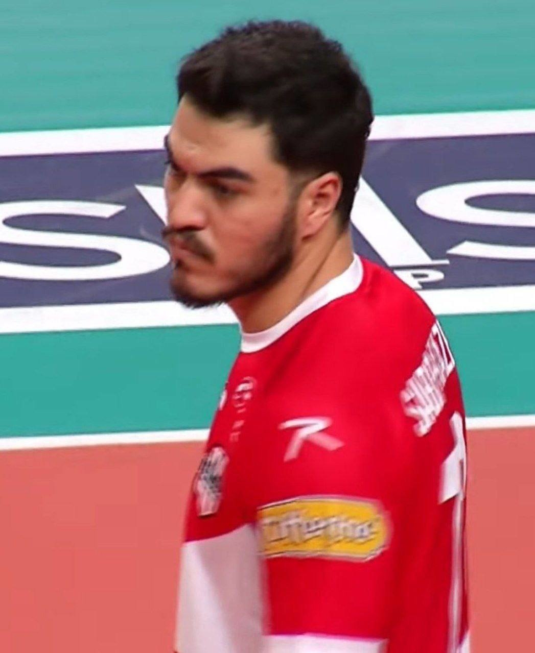 عکس | حرکت فوقالعاده کاپیتان به یاد صابر عکس | حرکت فوقالعاده کاپیتان به یاد صابر