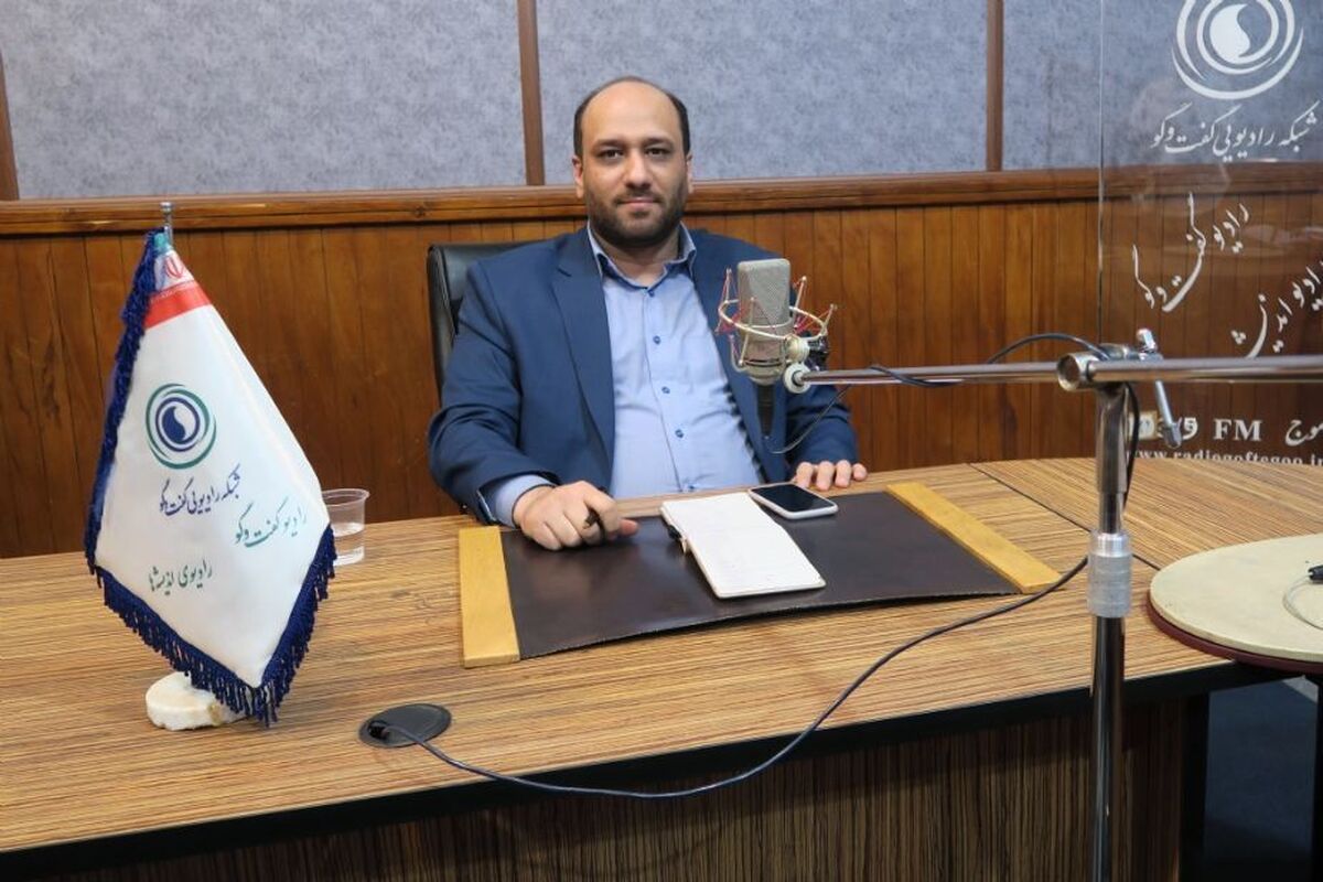 مجتبی جلال‌زاده به بررسی سابقه تاریخی تحریم‌ها علیه ایران و دلایل مقاومت جمهوری اسلامی در برابر این فشار‌های بین‌المللی پرداخت و تأکید کرد که تحریم‌ها علیه ایران نه‌تنها یک ابزار اقتصادی، بلکه یک ابزار سیاسی و روانی است که باهدف مهار قدرت ایران و تغییر رفتار سیاسی این کشور اعمال شده است.