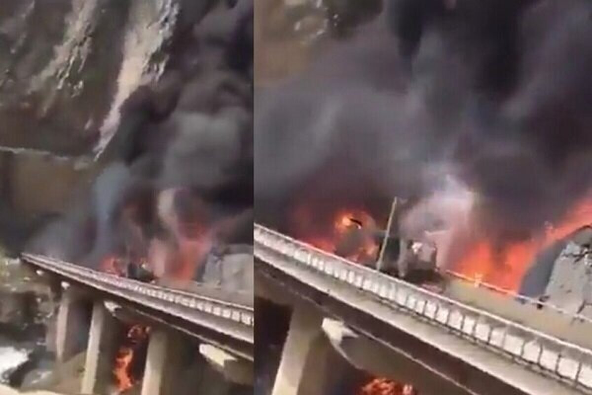 اتوبوس حامل عمره‌گزاران هندی که بیش از ۴۰ سرنشین داشت و از مکه عازم مدینه بود، بامداد دوشنبه با تانکر حامل سوخت در منطقه المفرحات تصادف کرد و هر دو خودرو در آتش سوختند.