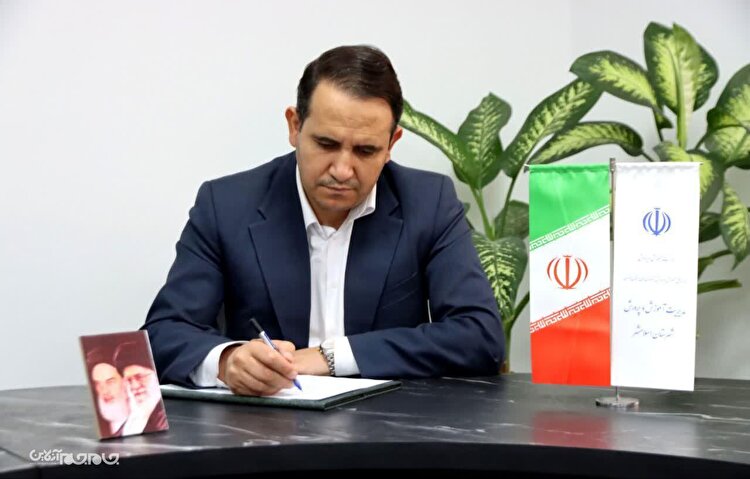 احداث ۱۱ چمن مصنوعی و کفپوش در مدارس اسلامشهر