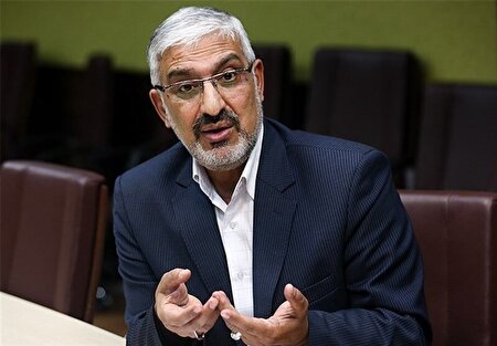 اشک با معرفت؛ فرارسانه است و هدایتگر