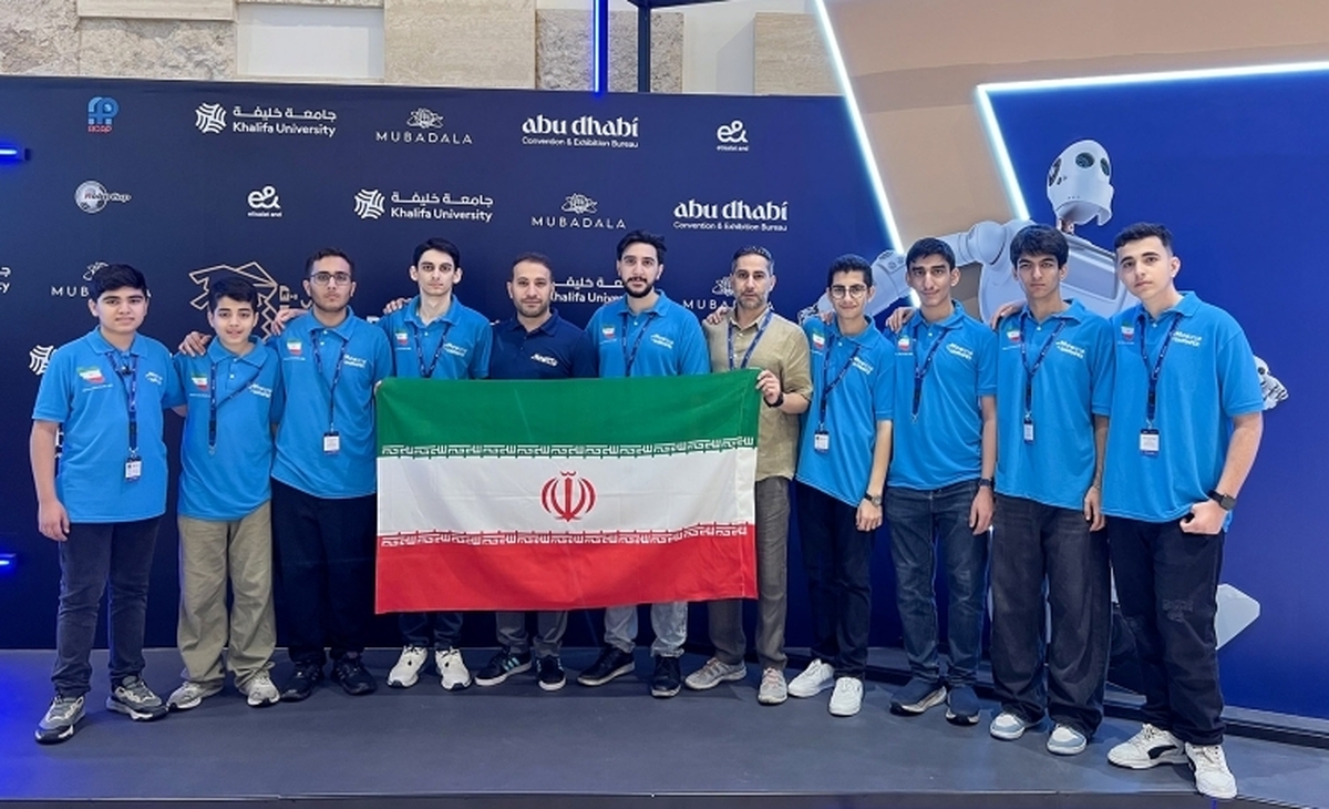 رئیس جمهور، قهرمانی دانش‌آموزان نخبه کشورمان در هشتمین دوره مسابقات «ربوکاپ آسیا و اقیانوسیه ۲۰۲۵» در ابوظبی و کسب نشان طلای این رویداد مهم را به قهرمانان جوان، خانواده‌های آنان، مربیان و همه دست‌اندرکاران تبریک گفت.