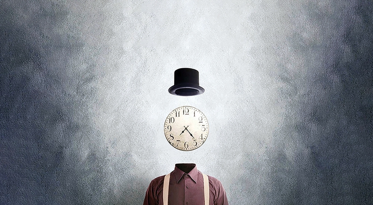 عبارت‌هایی مانند «زمان می‌گذرد»، «زمان برای هیچ‌کس صبر نمی‌کند» و «چون می‌گذرد، غمی نیست!» به‌طور ضمنی نشان می‌دهند که گذر زمان یک فرآیند واقعی است که در جهان رخ می‌دهد. ما در لحظه حال زندگی و از طریق زمان حرکت می‌کنیم، حتی وقتی اتفاقات می‌آیند و می‌روند و به گذشته می‌پیوندند.