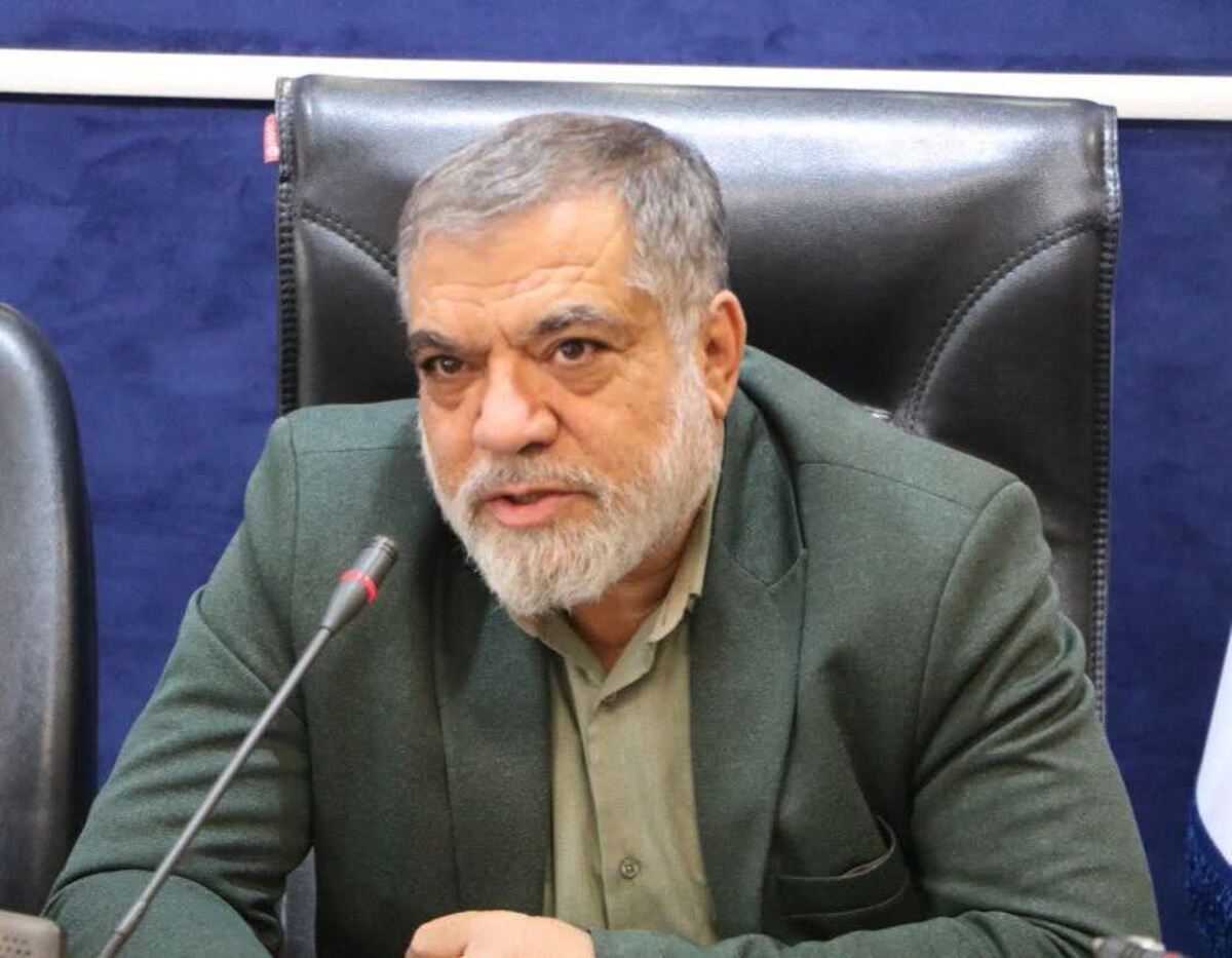 معلم تراز، محور تربیت نسل آینده است