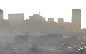 آسمانی که دیگر آبی نیست