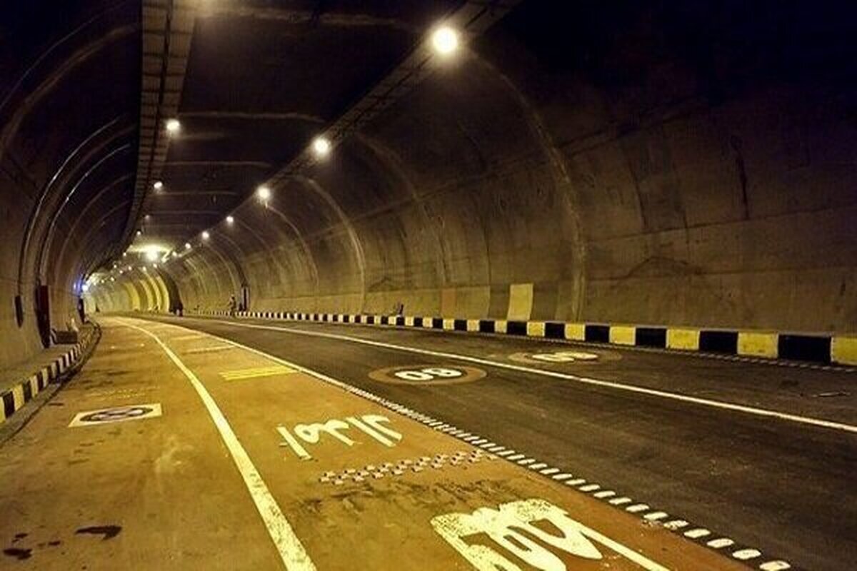 شرکت کنترل ترافیک شهر تهران اعلام کرد: از ساعت ۲۴ امشب تا ۵ صبح فردا، باندهای تونل نیایش و دهانه‌های تونل امیرکبیر مسدود خواهد بود.