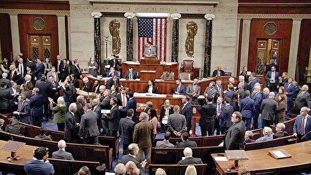 رسوایی در کمین کاخ سفید