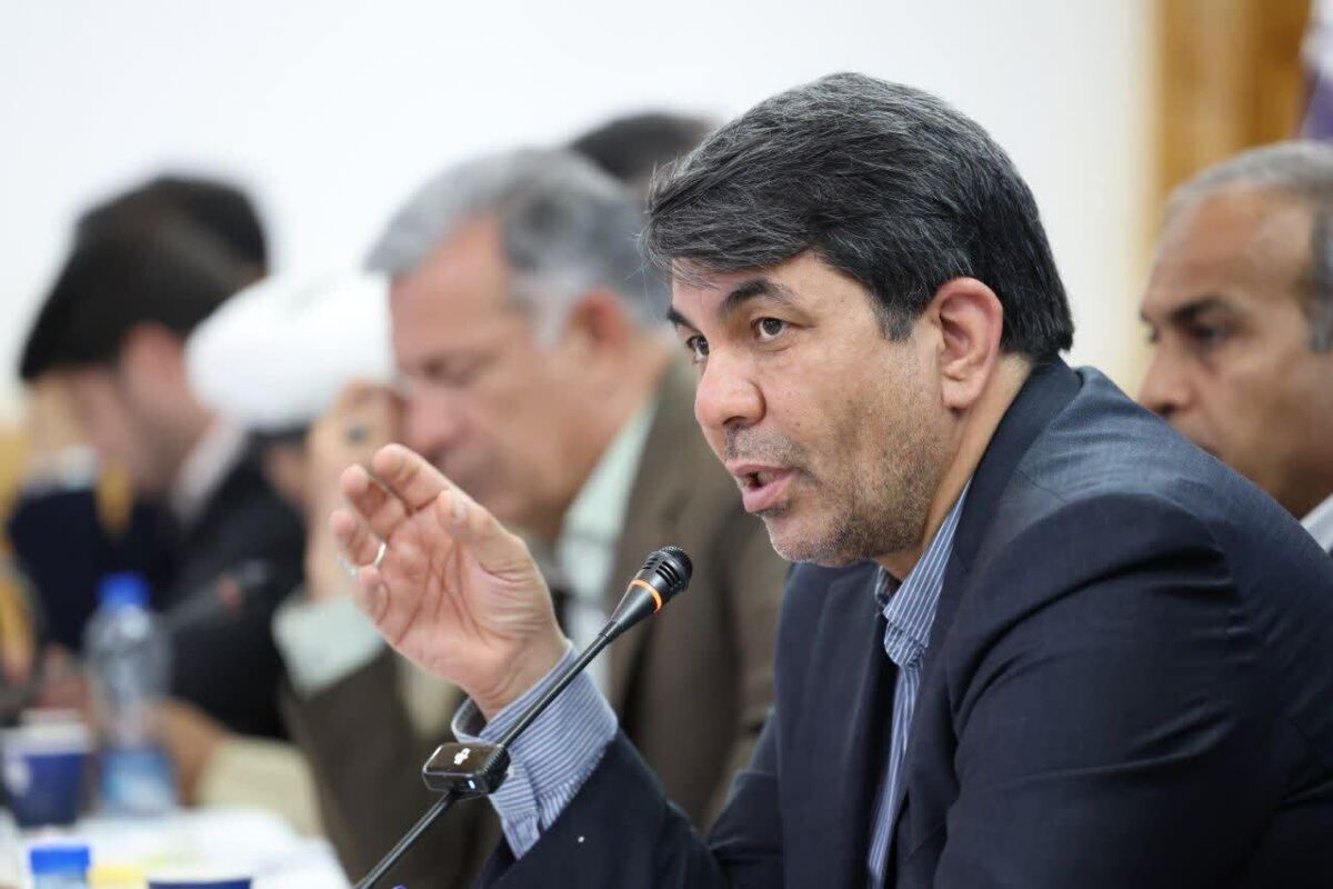 استاندار کرمان گفت: توسعه کشت گیاهان دارویی و تکمیل این زنجیره از مباحث مزیت دار جنوب کرمان در بخش کشاورزی است.